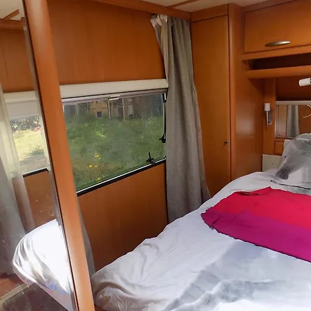 Caravan Du Loch